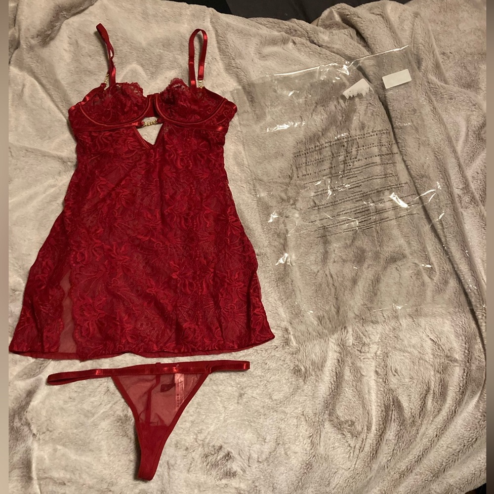 Brand New Yandy Red Lace Lingerie Set Sz Small